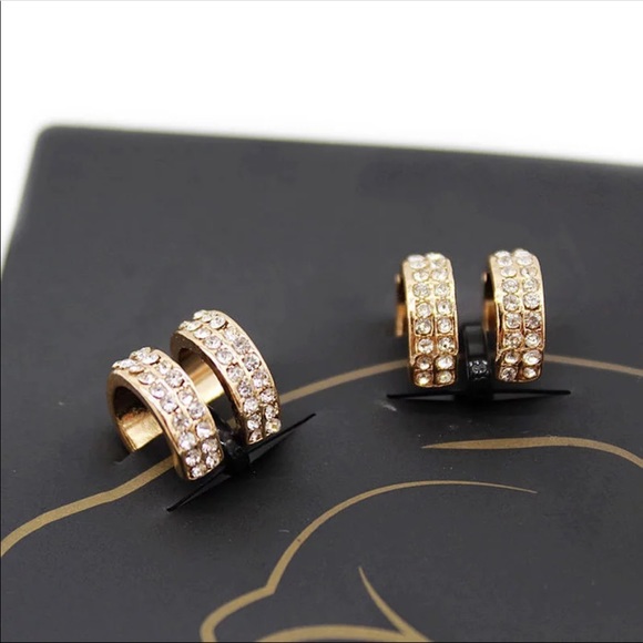 Gold Earring Cuff Set - Picture 4 of 6